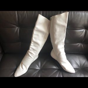Vintage calf high white leather boots